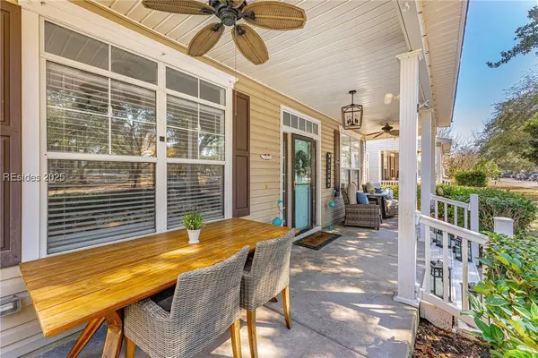 54 4th AVE, Bluffton, SC 29910