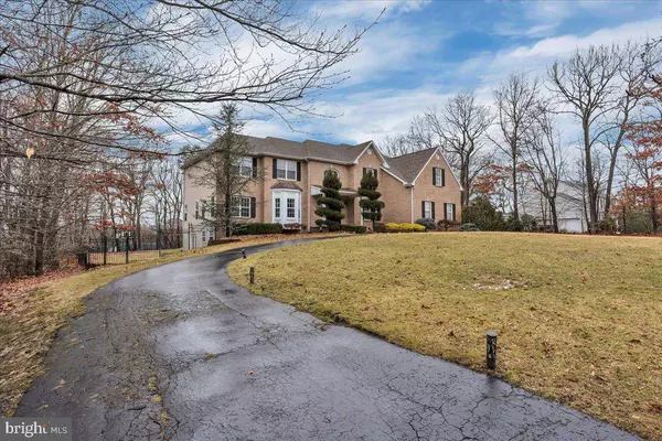 11 MARISSA DR, New Egypt, NJ 08533