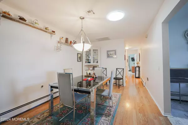 232 Orlando Boulevard, Toms River, NJ 08757