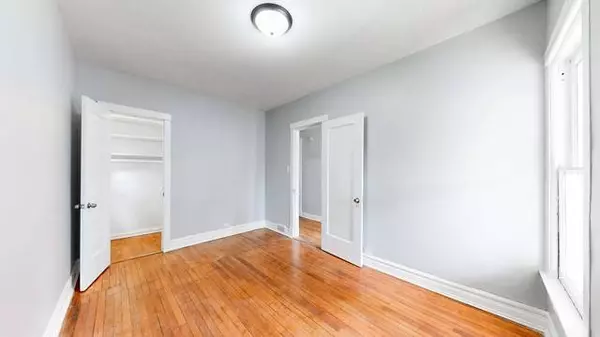 1345 W Marquette RD, Chicago, IL 60636