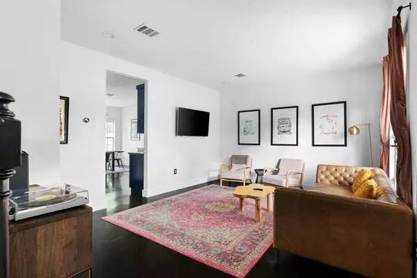 1508 E 11th ST, Austin, TX 78702