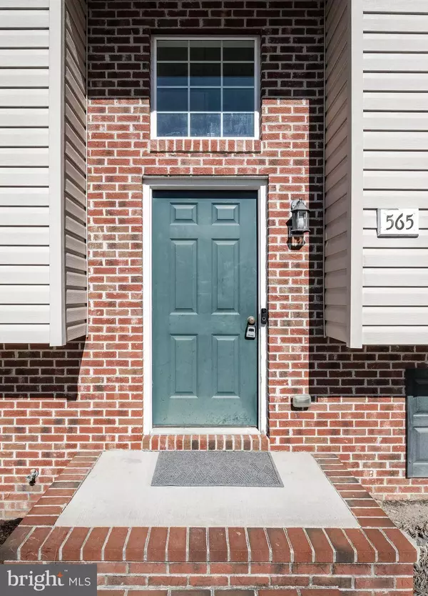 565 STONEWALL ST, Strasburg, VA 22657