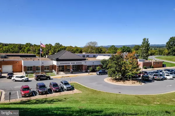 565 STONEWALL ST, Strasburg, VA 22657