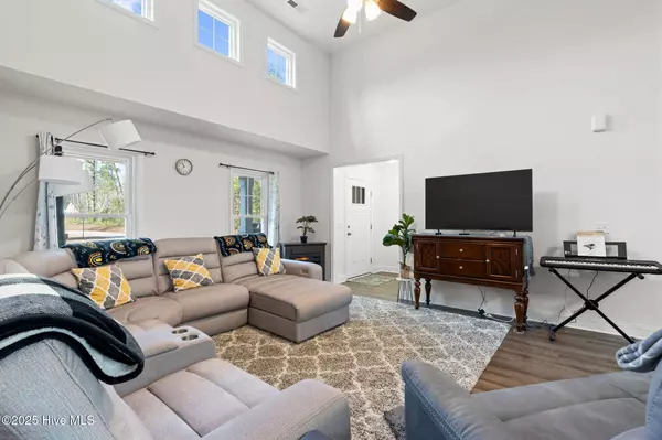 590 Boundary Loop RD NW, Calabash, NC 28467