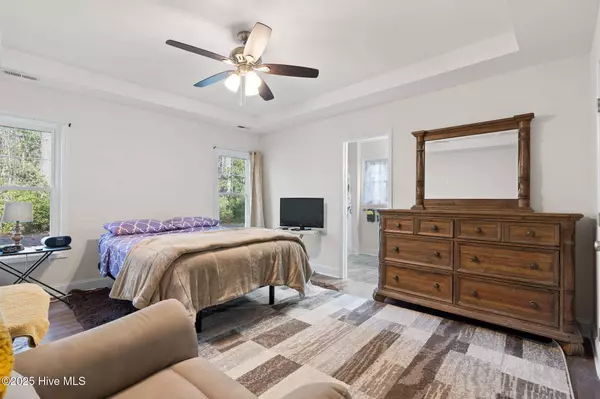 590 Boundary Loop RD NW, Calabash, NC 28467