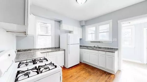 1345 W Marquette RD, Chicago, IL 60636