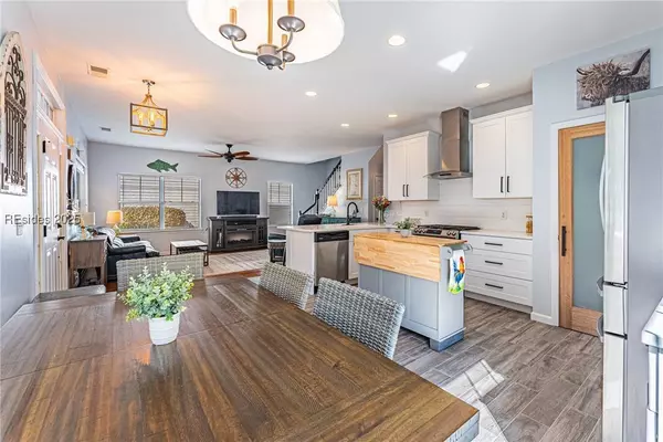 54 4th AVE, Bluffton, SC 29910