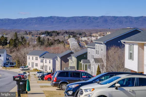 565 STONEWALL ST, Strasburg, VA 22657