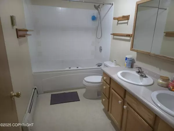 2211 Panigeo ST, Barrow, AK 99723