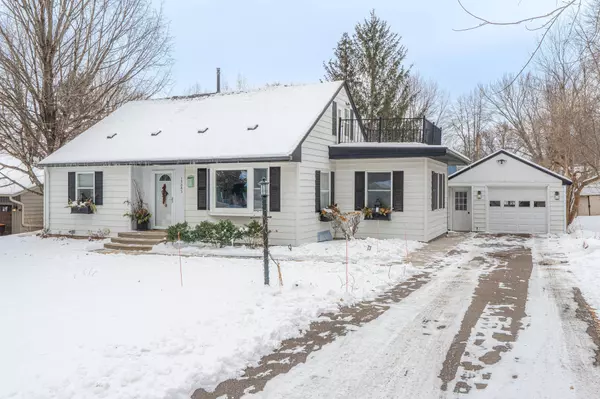 15083 Upper 63rd ST N, Oak Park Heights, MN 55082