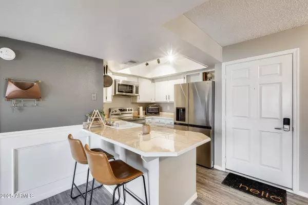 540 N MAY -- #2151, Mesa, AZ 85201