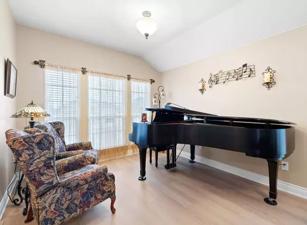 1117 Seminole Ln, Greenville, TX 75402-7731