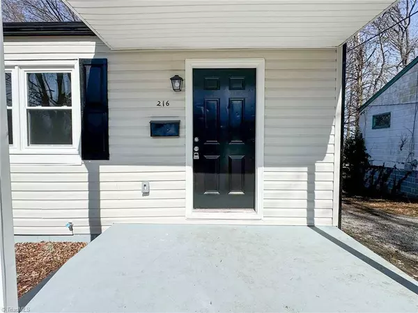 216 W Terrell ST, Greensboro, NC 27406
