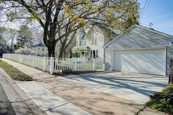 1115 3rd ST S, Stillwater, MN 55082