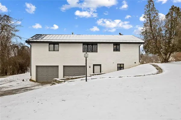 1449 1/2 Gabby Ave, N Franklin Twp, PA 15301