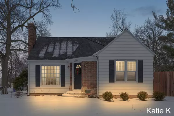 2101 Boston SE Street, Grand Rapids, MI 49506