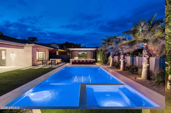 3915 N HOLT Drive, Buckeye, AZ 85396