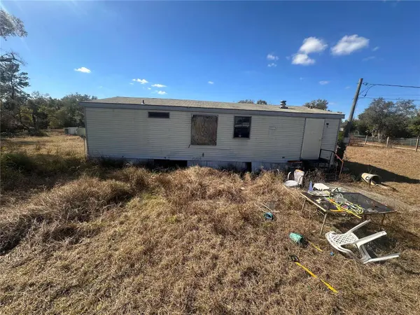 39712 E CEMETERY RD, Umatilla, FL 32784