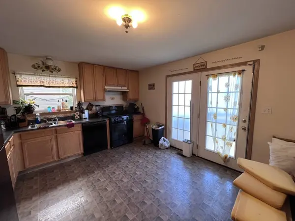 8435 S Gilbert Court, Chicago, IL 60620