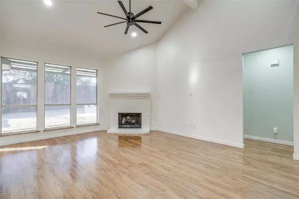 6813 Day Drive, Fort Worth, TX 76132