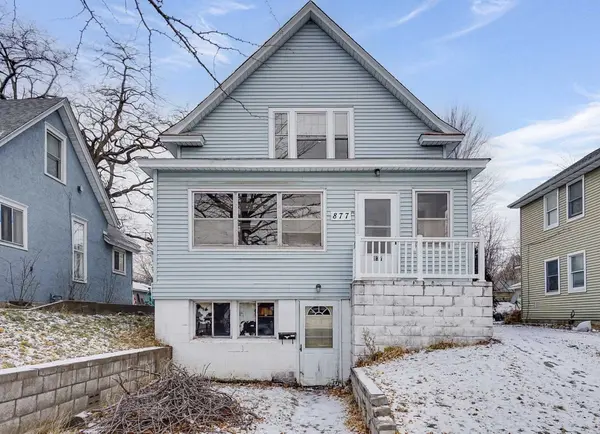 877 Desoto ST, Saint Paul, MN 55130