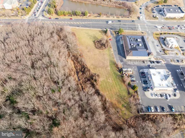 330 MARTER AVE, Moorestown, NJ 08057