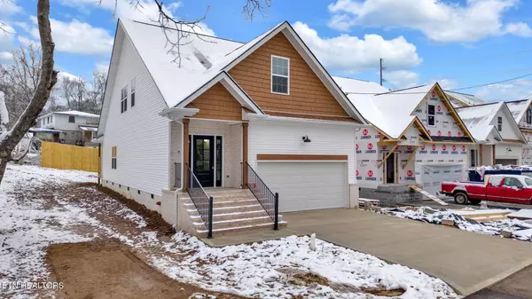 5413 Harris St, Knoxville, TN 37921