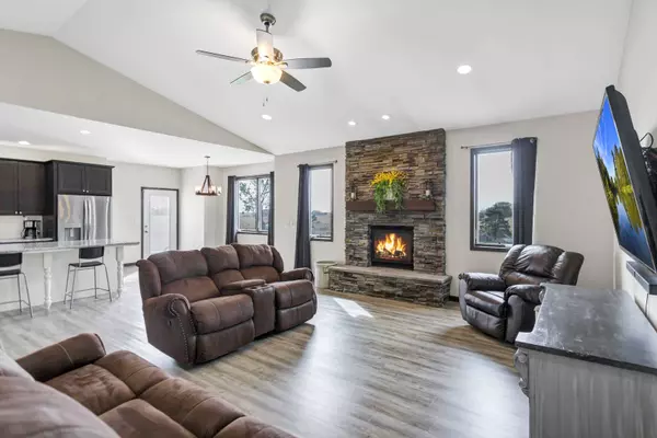 34765 Jefferson RD, Genoa, IL 60135