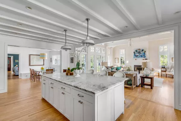 14 Guerard Rd, Charleston, SC 29407