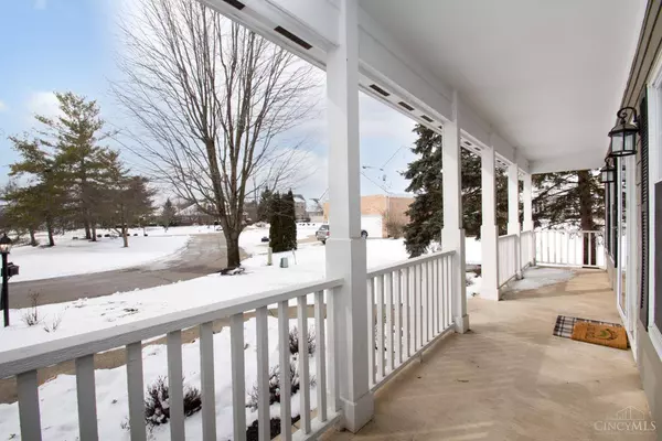 1571 Heritage Lake Dr, Centerville, OH 45458