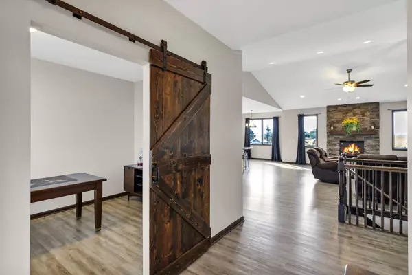 34765 Jefferson RD, Genoa, IL 60135