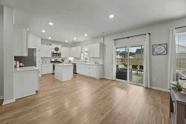 242 Narrowleaf Ave, Summerville, SC 29485