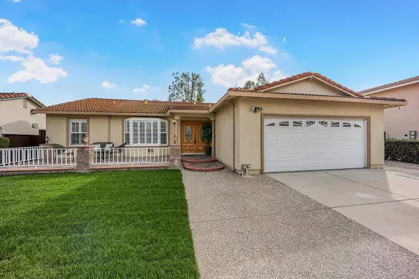 2618 Toy LN, San Jose, CA 95121