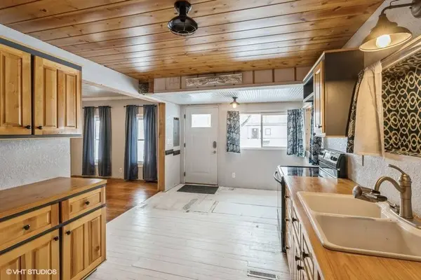 102 SE Champa Street, Van Wert, IA 50262