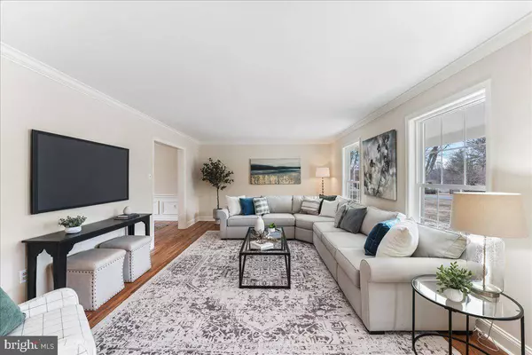 813 HAPPY CREEK LN, West Chester, PA 19380