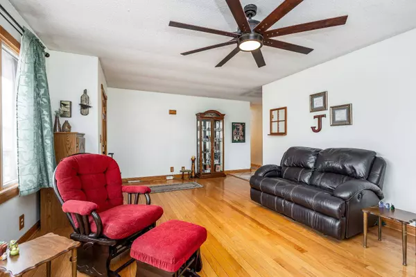 232 E Benton Avenue, Stockton, IL 61085