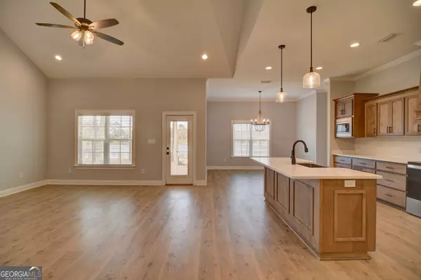 4956 Diamond DR, Lake Park, GA 31636