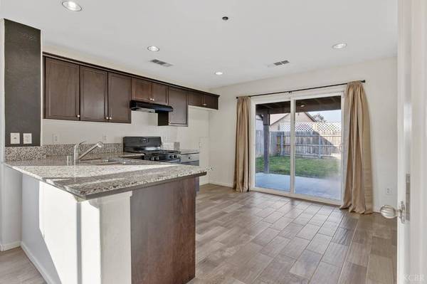 1814 Hermosa Avenue, Tulare, CA 93274