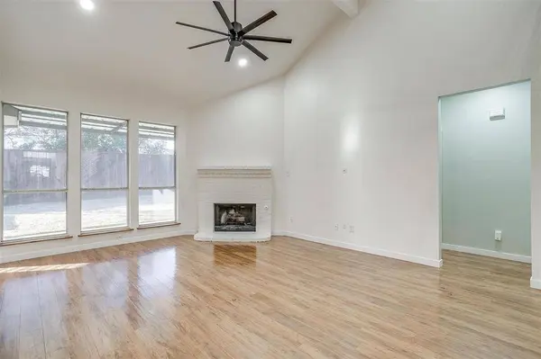 6813 Day Drive, Fort Worth, TX 76132