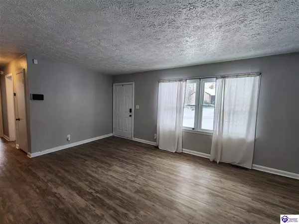 310 Village Drive, Elizabethtown, KY 42701