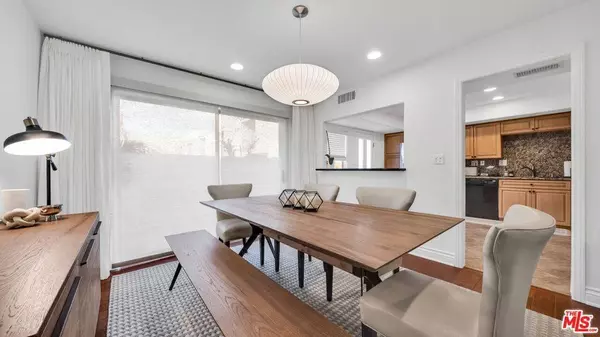 14101 Dickens ST #3, Sherman Oaks, CA 91423