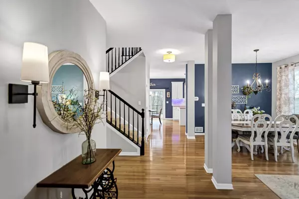 250 JOHN M BOOR DR, Gilberts, IL 60136