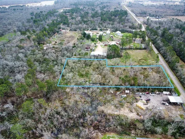 16608 Garrett RD, Houston, TX 77044