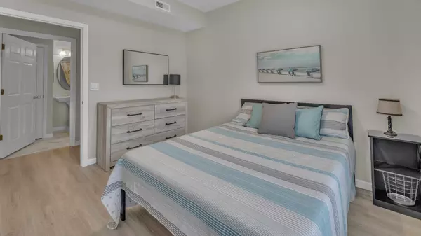 6 Monarch Trace Ct #101, Chesterfield, MO 63017-4620