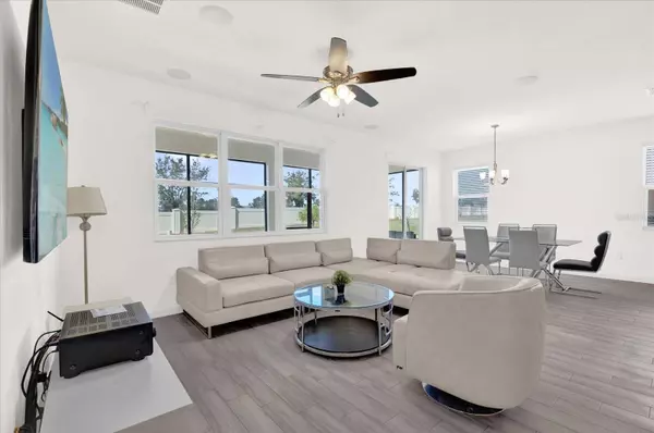 2993 IRISH PEACH DR, Winter Garden, FL 34787