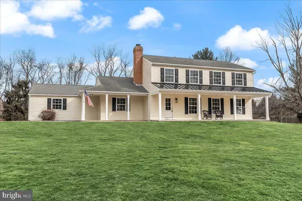 813 HAPPY CREEK LN, West Chester, PA 19380