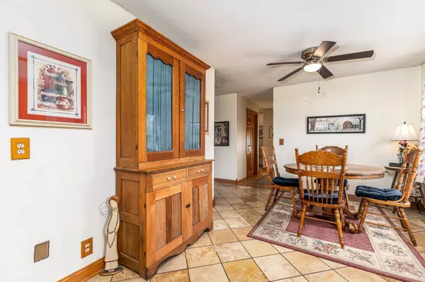 232 E Benton Avenue, Stockton, IL 61085