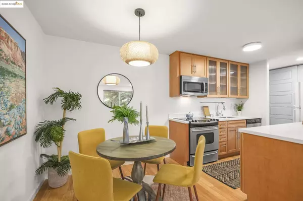 645 Chetwood St #107, Oakland, CA 94610