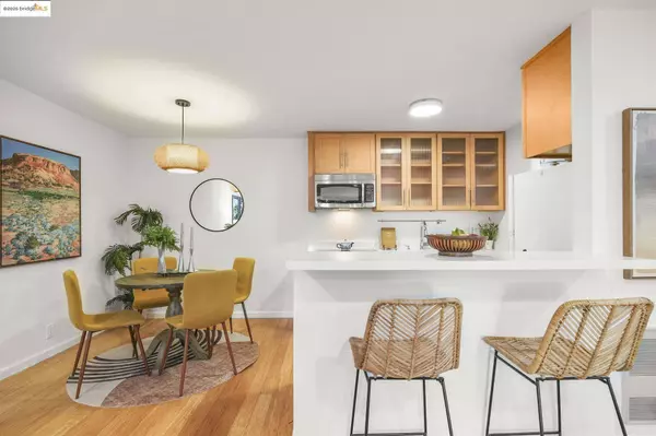 645 Chetwood St #107, Oakland, CA 94610