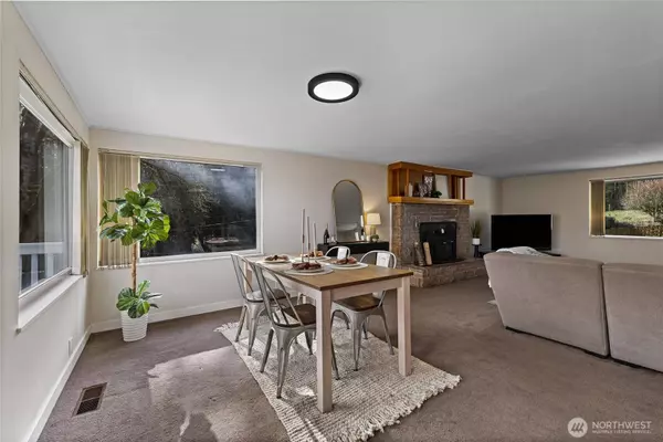 18215 Herron RD NW, Lakebay, WA 98349